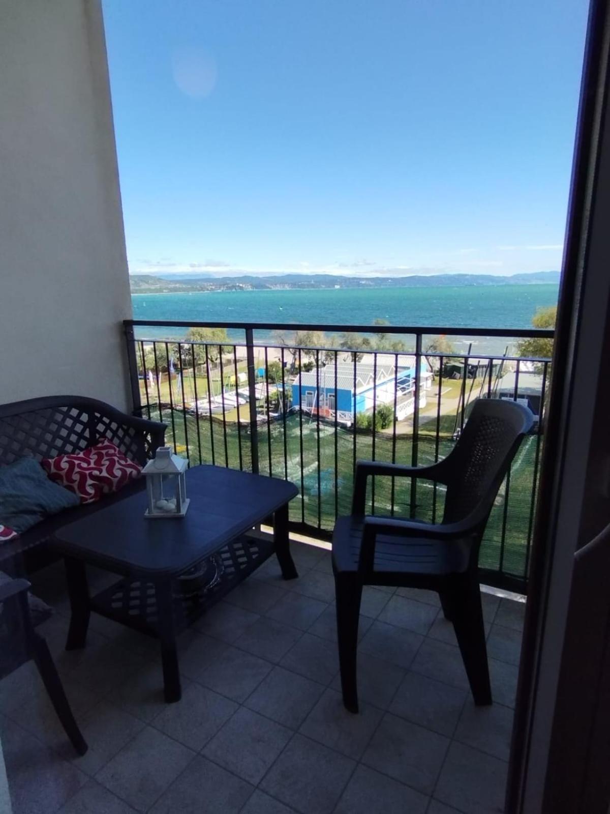 Appartamento Luxury Vista Mare Per 6 Persone A Marina Julia Exterior foto